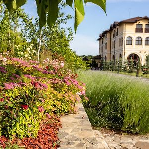 Deluxe Double or Twin Room Garden View